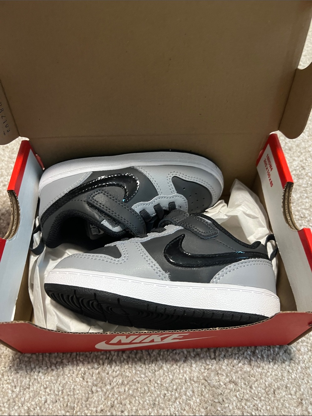 Nike Kids Black and Gray Hook-and-Loop Sneakers - Picture 5 of 6